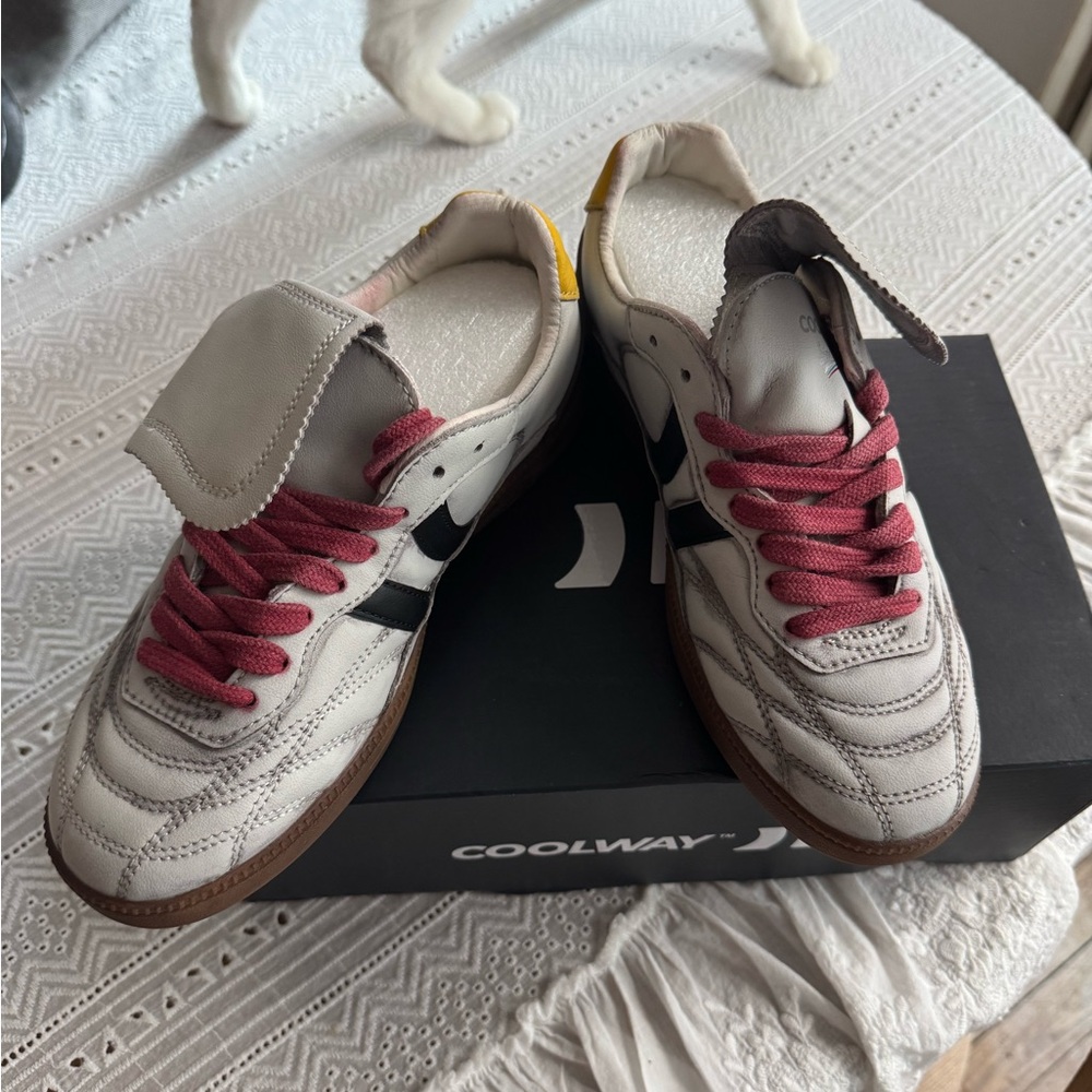 Coolway Sneakers Women’s Size 8